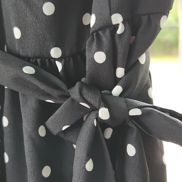 BLACK AND WHITE POLKA DOT WITH GATHERED STITCHING AROUND NECKLINE AND WAIST - Picture 3 of 6
